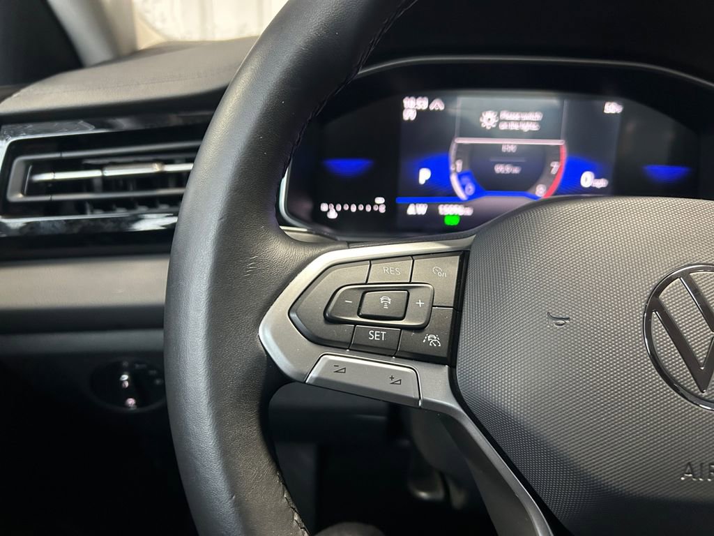 Used 2025 Volkswagen Jetta S image 17