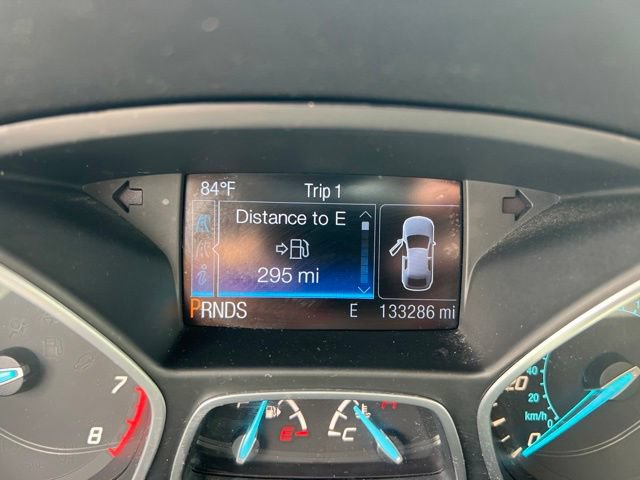 Used 2014 Ford Escape Titanium w/ Equipment Group 401A FWD image 12
