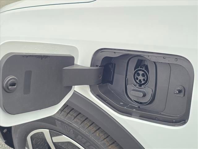 New 2026 Chevrolet Equinox EV LT image 30