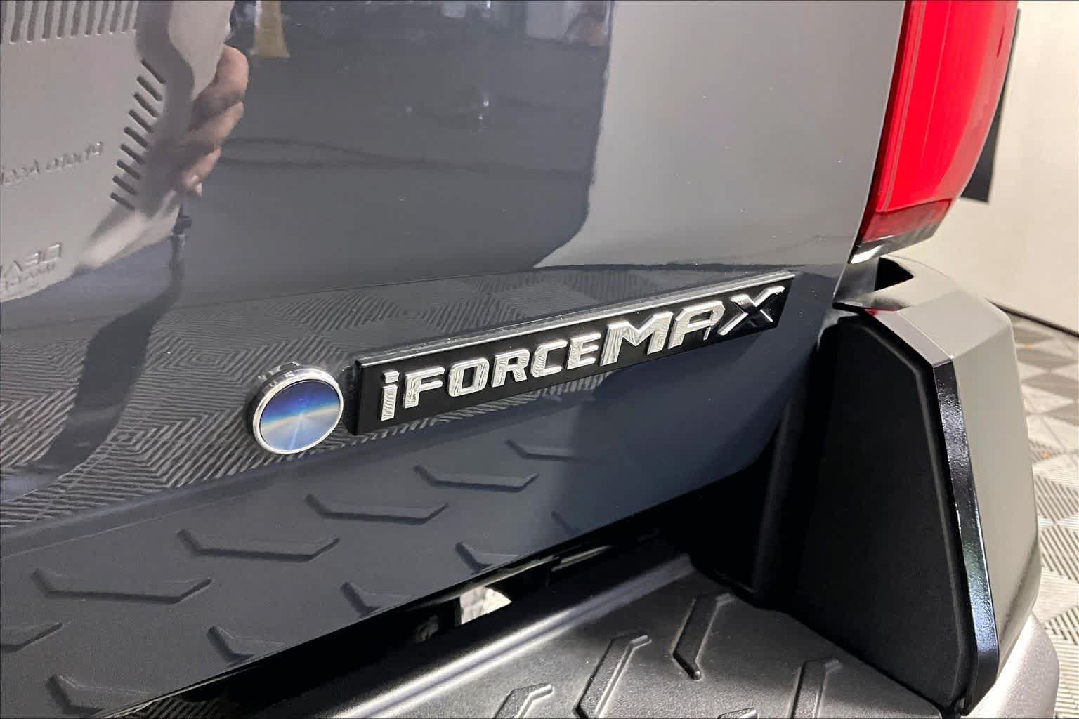 Used 2025 Toyota Tacoma TRD Pro AWD/4WD image 10