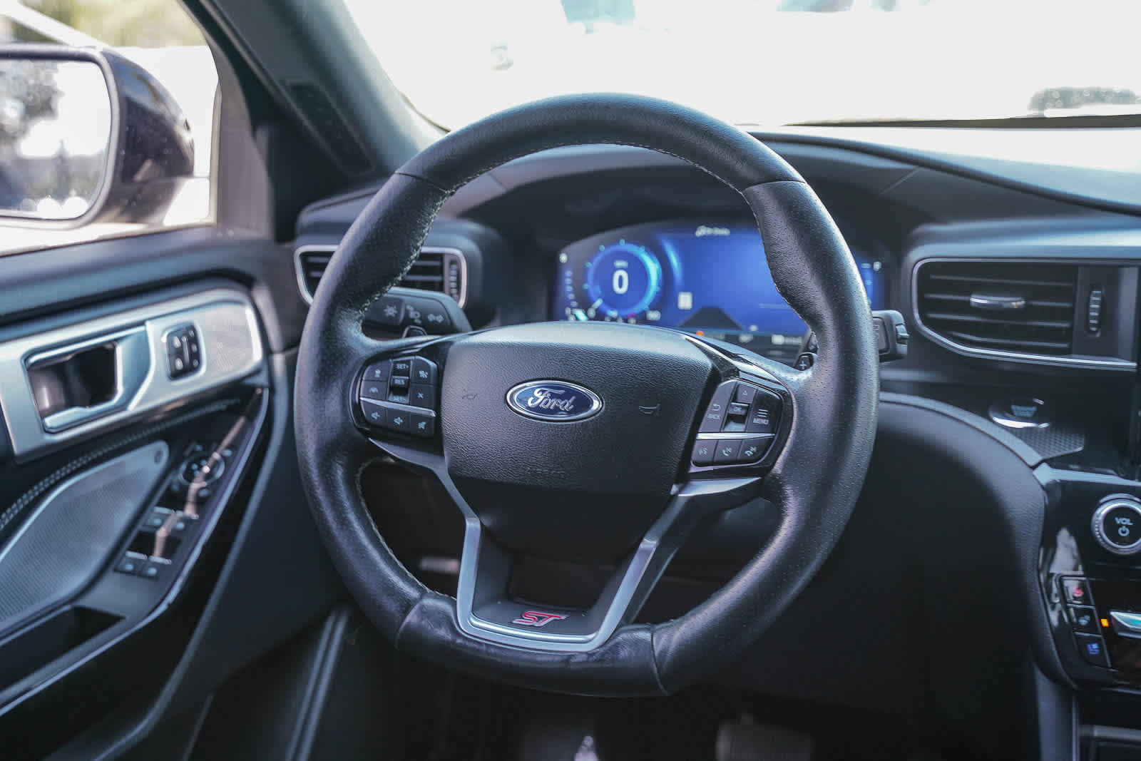 Used 2023 Ford Explorer ST w/ Equipment Group 401A image 14