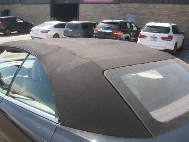 Used 2012 Chrysler 200 Touring FWD image 14