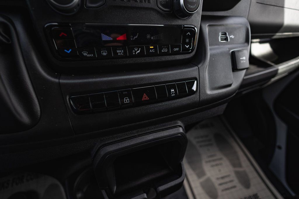 New 2026 RAM ProMaster 2500 w/ Convenience Group FWD image 17