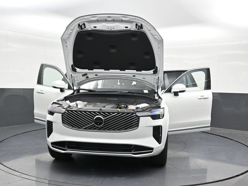 New 2026 Volvo XC90 T8 Plus w/ Protection Package Premier AWD/4WD image 34