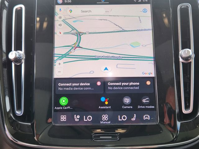 Certified 2023 Volvo XC40 B5 Ultimate w/ Climate Package AWD/4WD image 23