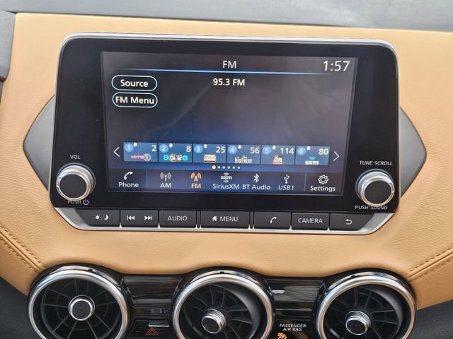 Used 2025 Nissan Sentra SV w/ SV Premium Package image 29