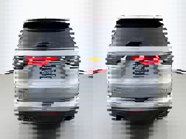 Used 2023 Chevrolet Traverse Premier image 7