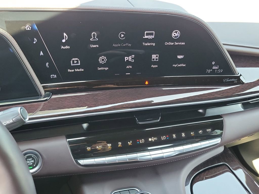 Certified 2023 Cadillac Escalade ESV Premium Luxury Platinum AWD/4WD image 13