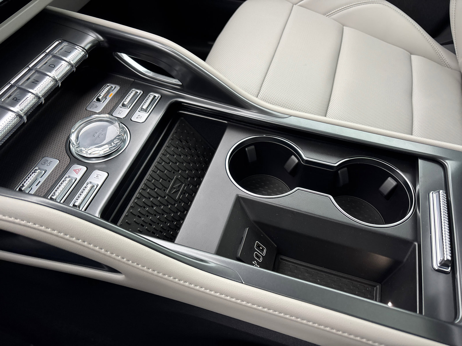 New 2026 Lincoln Nautilus Premier w/ Equipment Group 102A image 25