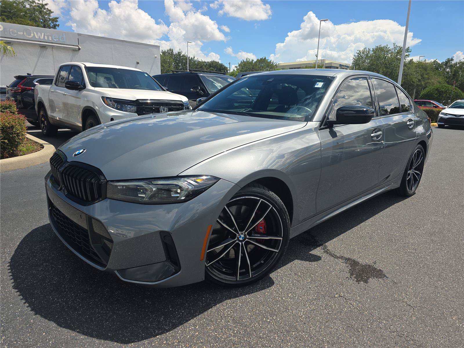 Certified 2024 BMW 330i xDrive Sedan w/ M Sport Package AWD/4WD image 27