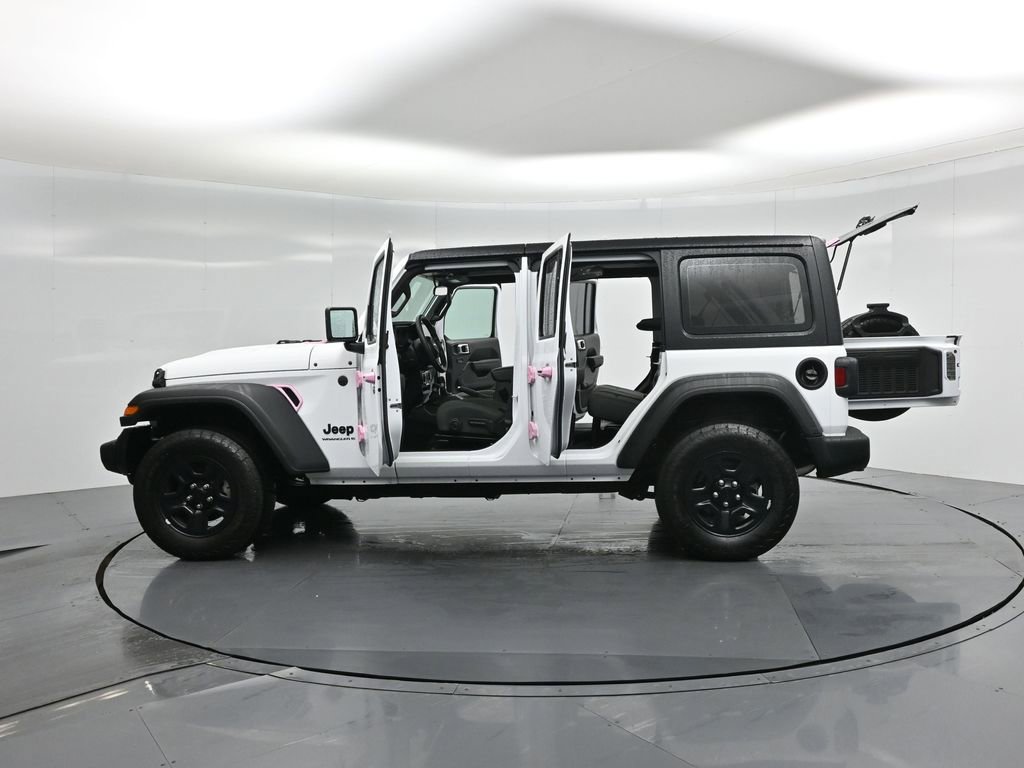 Used 2025 Jeep Wrangler Sport image 33