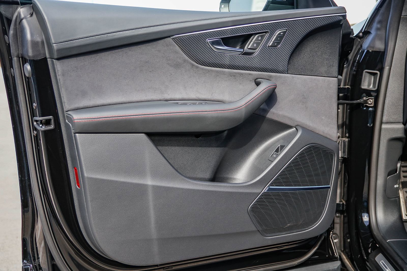 New 2026 Audi SQ8 Prestige image 22