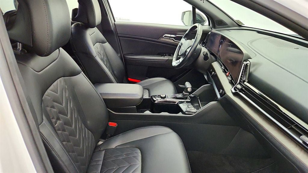 Used 2024 Kia Sportage X-Pro AWD/4WD image 22