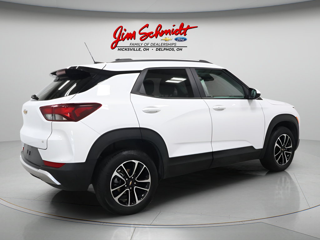 Used 2025 Chevrolet TrailBlazer LT AWD/4WD image 6
