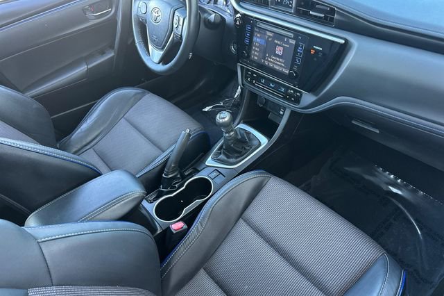 Used 2017 Toyota Corolla SE w/ Carpet Mat Package (TMS) image 14