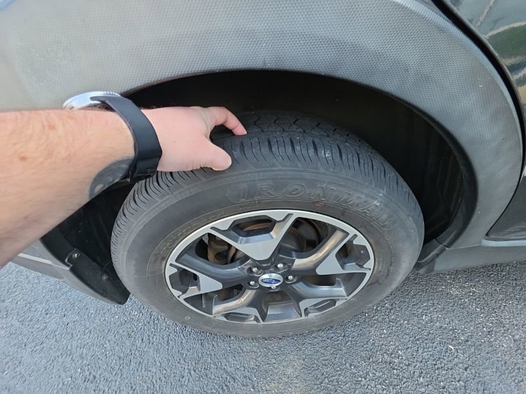 Used 2018 Subaru Crosstrek 2.0i Premium w/ Moonroof Package image 12