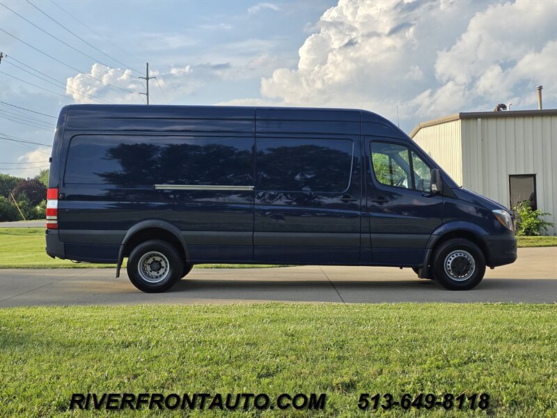 Used 2017 Mercedes-Benz Sprinter 3500 image 5