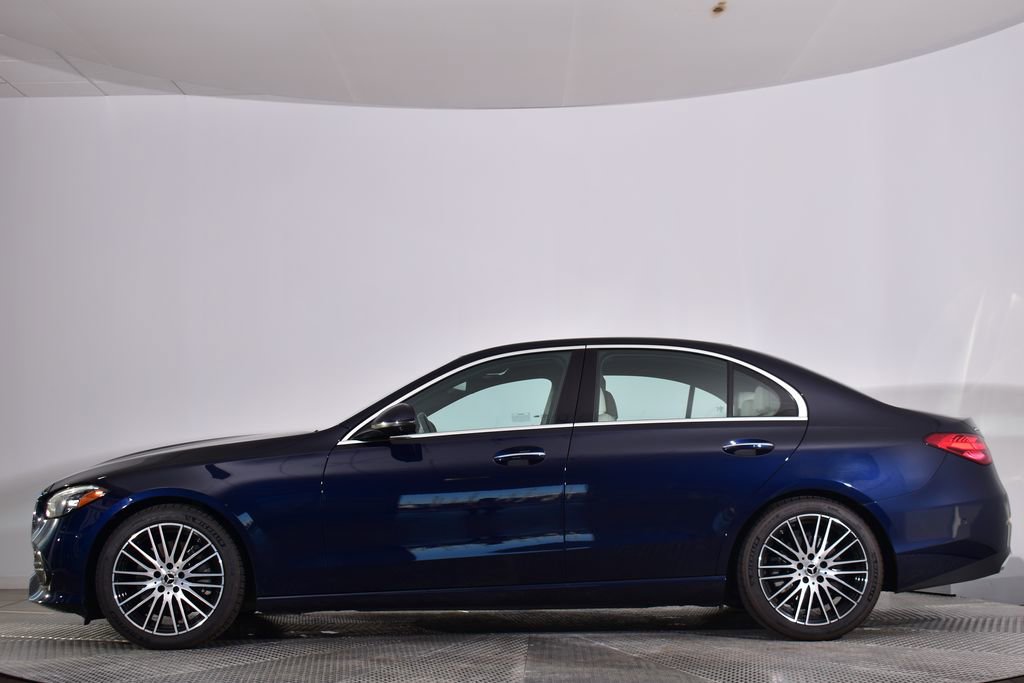 Certified 2022 Mercedes-Benz C 300 4MATIC Sedan image 2