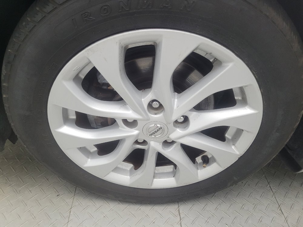 Used 2019 Nissan Sentra SV FWD image 31