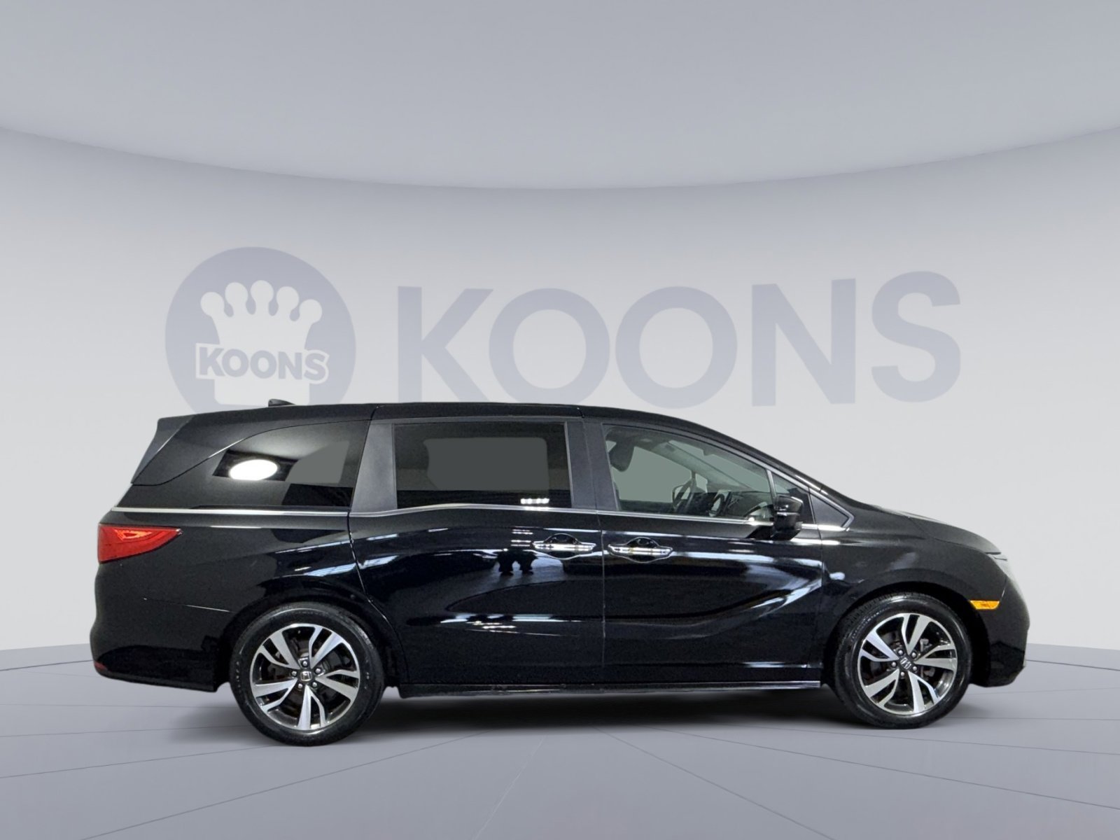 Used 2024 Honda Odyssey Touring image 8