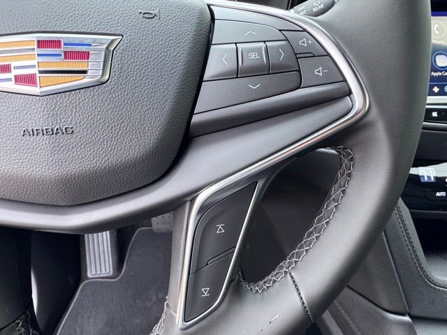 New 2026 Cadillac XT5 Luxury image 24