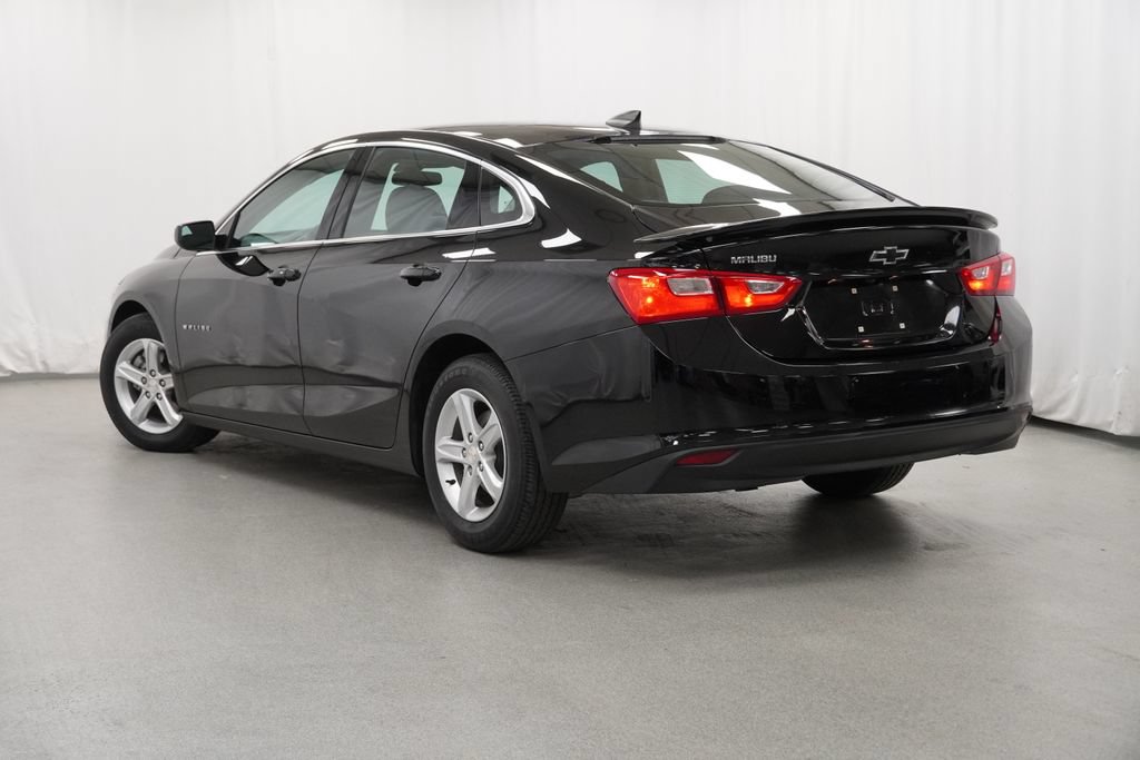 Used 2022 Chevrolet Malibu LS FWD image 14