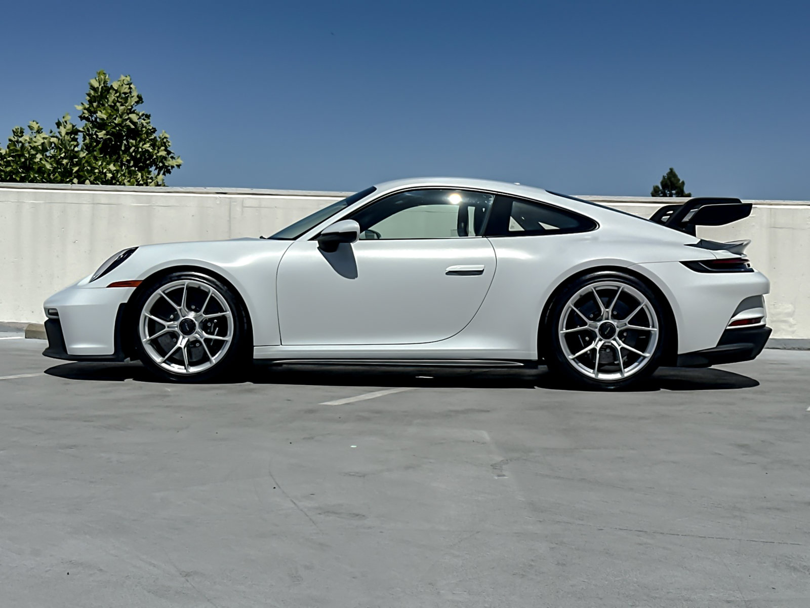Certified 2022 Porsche 911 GT3 RWD image 3
