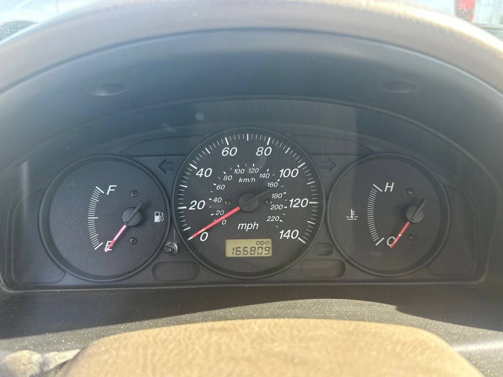 Used 2002 MAZDA Protege FWD image 10