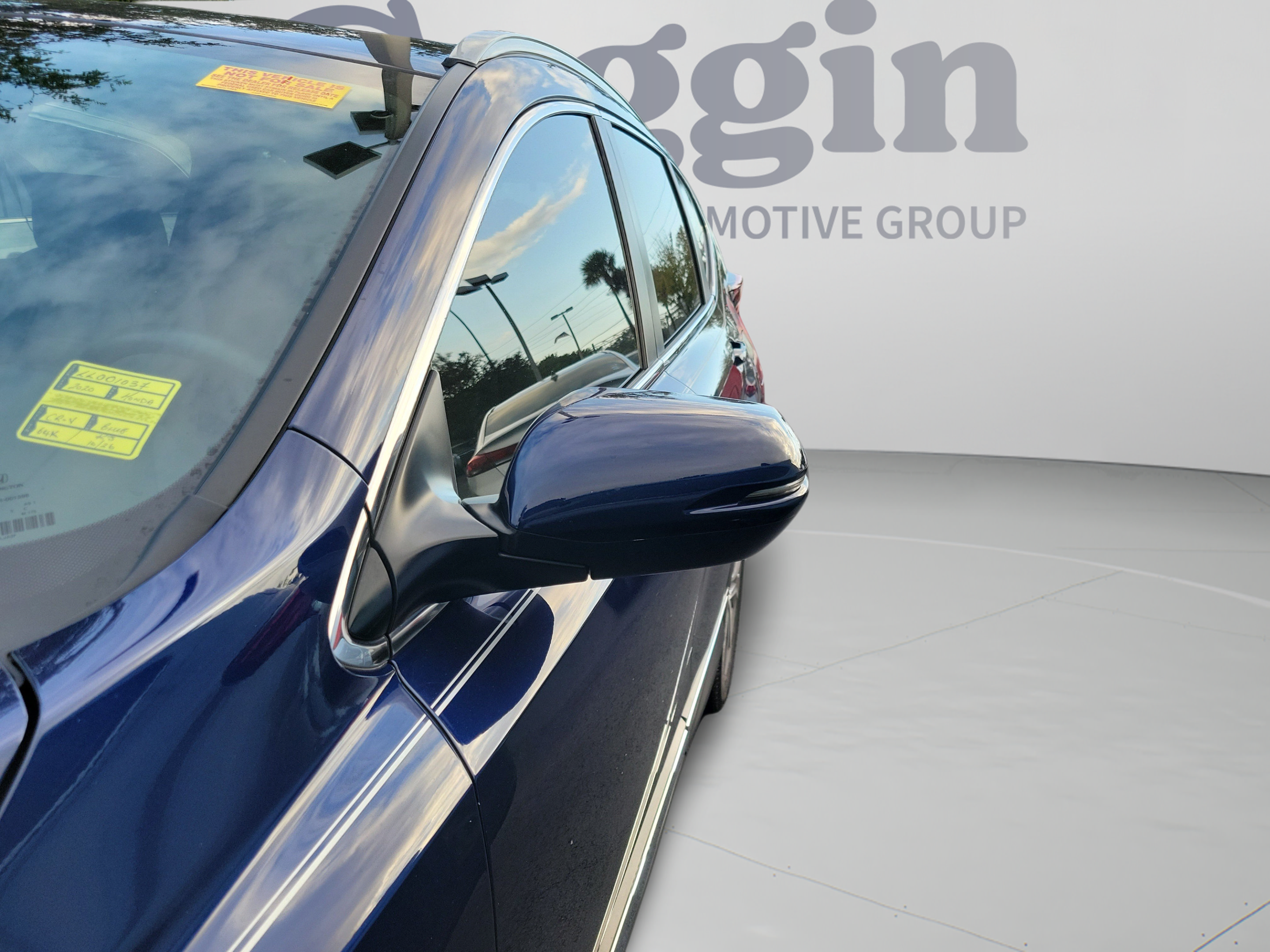 Used 2020 Honda CR-V Touring image 29
