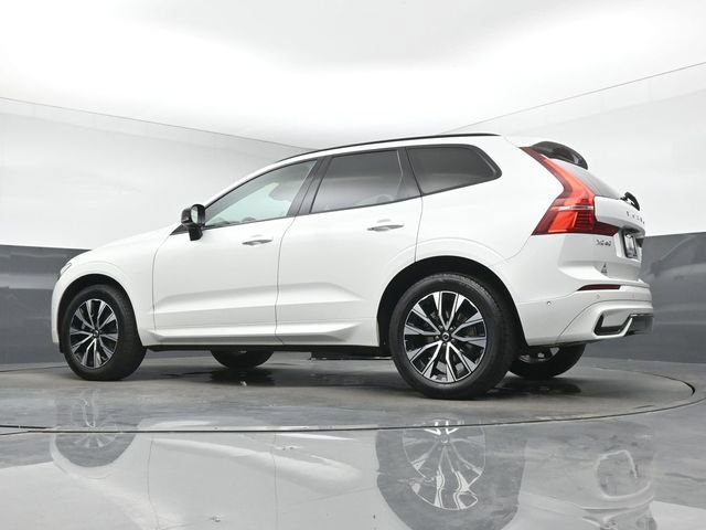 Used 2024 Volvo XC60 B5 Plus w/ Protection Package Premier AWD/4WD image 33