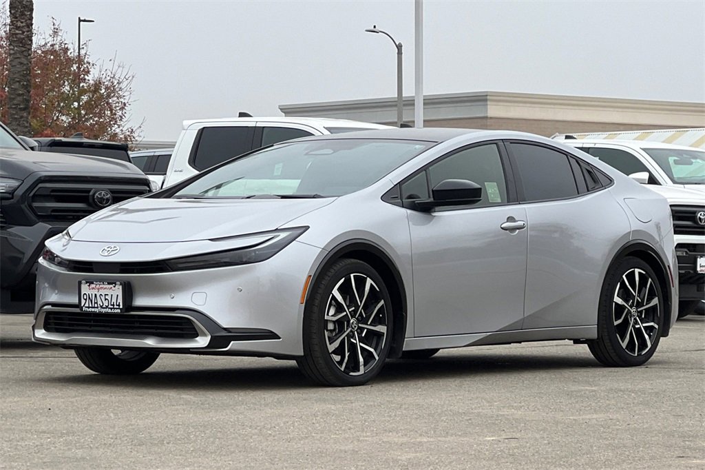 Certified 2024 Toyota Prius Prime XSE image 10