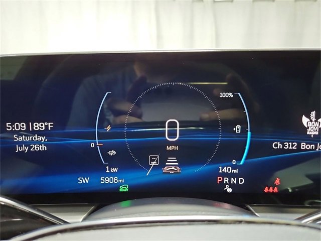 Used 2024 Cadillac Lyriq Sport image 32