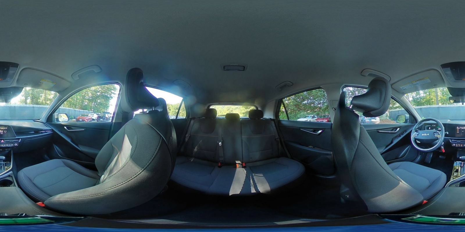 Used 2026 Kia Niro LX FWD image 40
