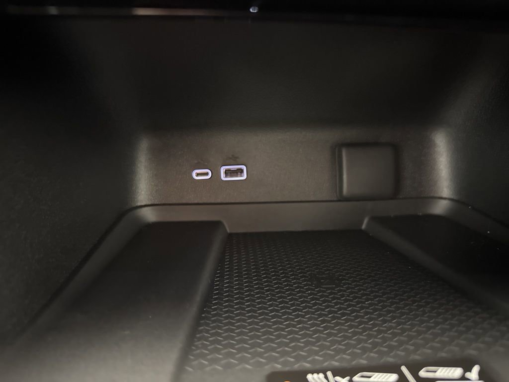 New 2026 Chevrolet Traverse Z71 AWD/4WD image 24