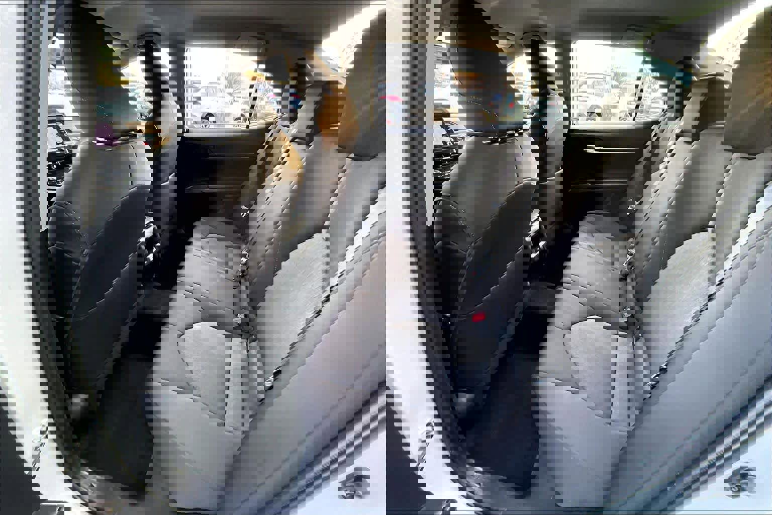 Used 2023 Toyota Camry LE image 18