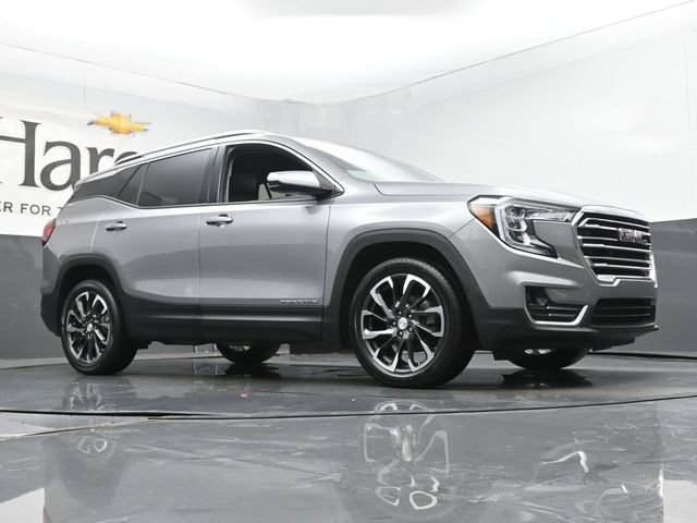 Used 2023 GMC Terrain SLT FWD image 2