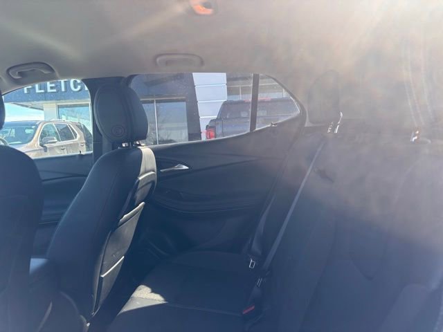 Used 2024 Buick Encore GX Preferred w/ Comfort Package AWD/4WD image 7
