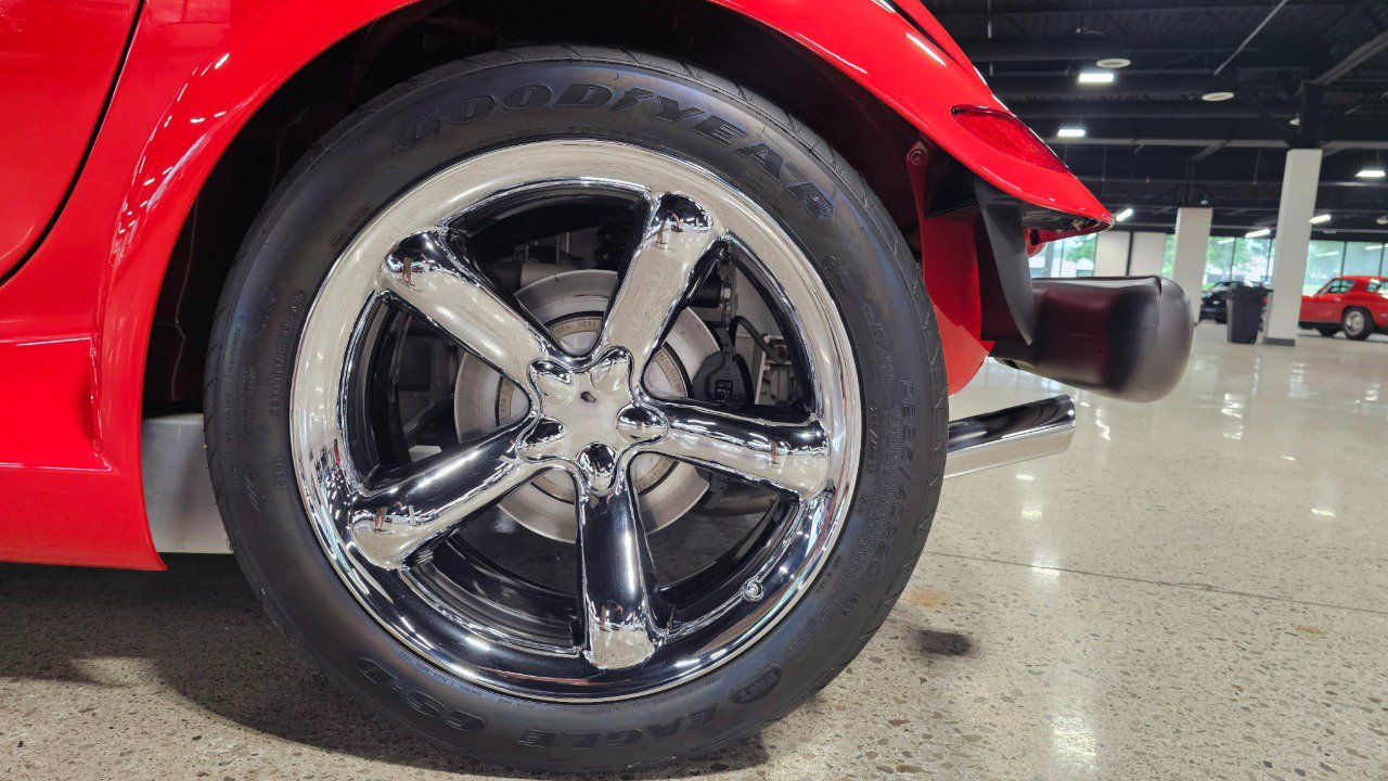 Used 1999 Plymouth Prowler image 7
