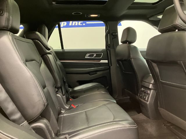 Used 2016 Ford Explorer Limited w/ Equipment Group 301A AWD/4WD image 26