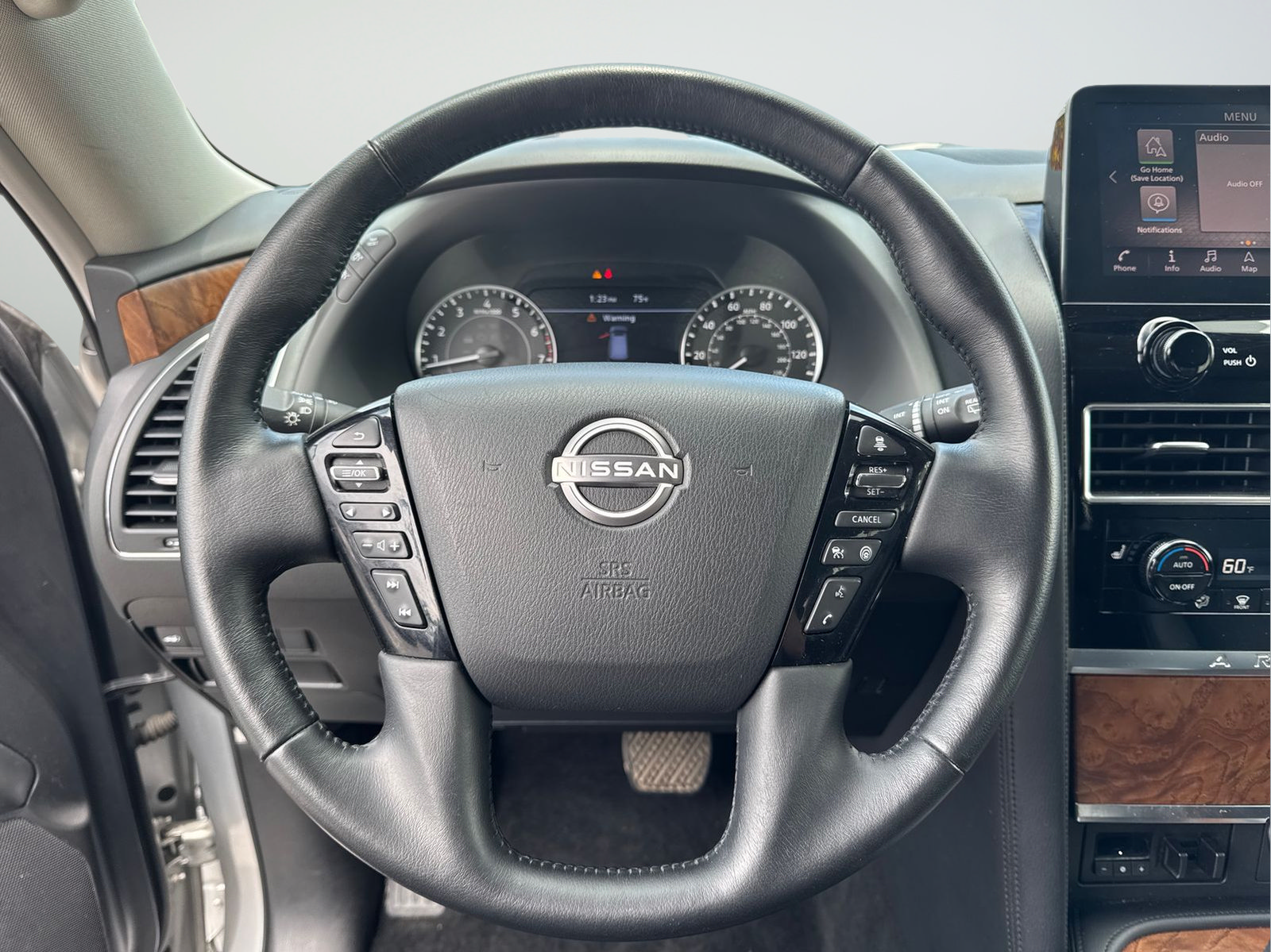 Used 2024 Nissan Armada SL w/ Captain's Chairs Package AWD/4WD image 18