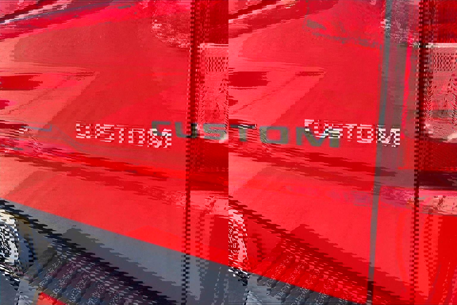 Used 2024 Chevrolet Silverado 1500 Custom image 8