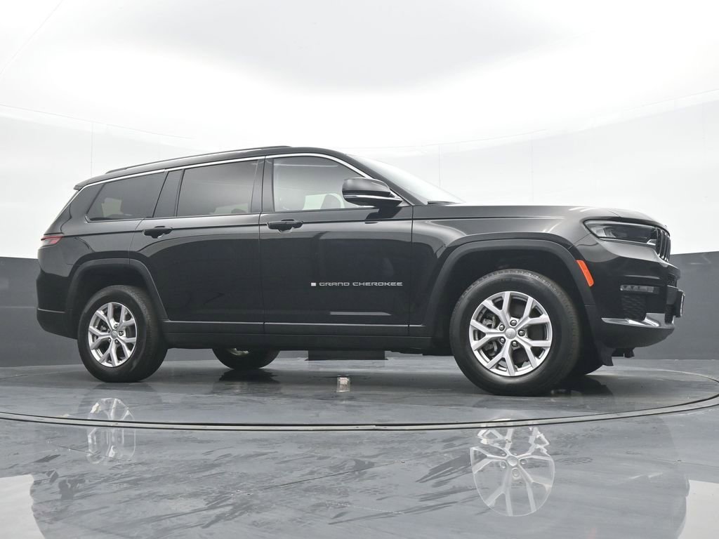 Used 2022 Jeep Grand Cherokee L Limited image 33