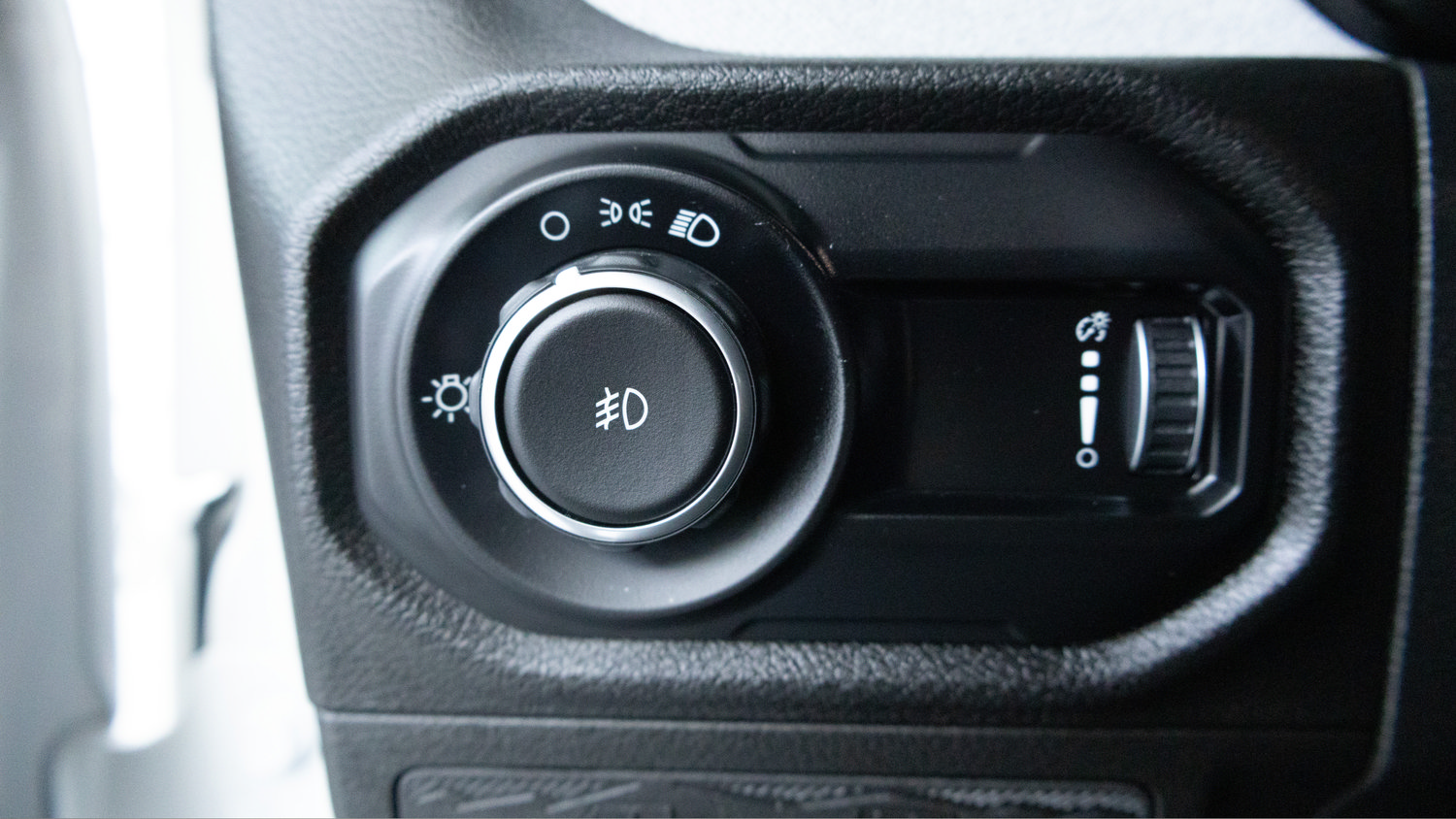 Used 2024 Jeep Wrangler Sport AWD/4WD image 20
