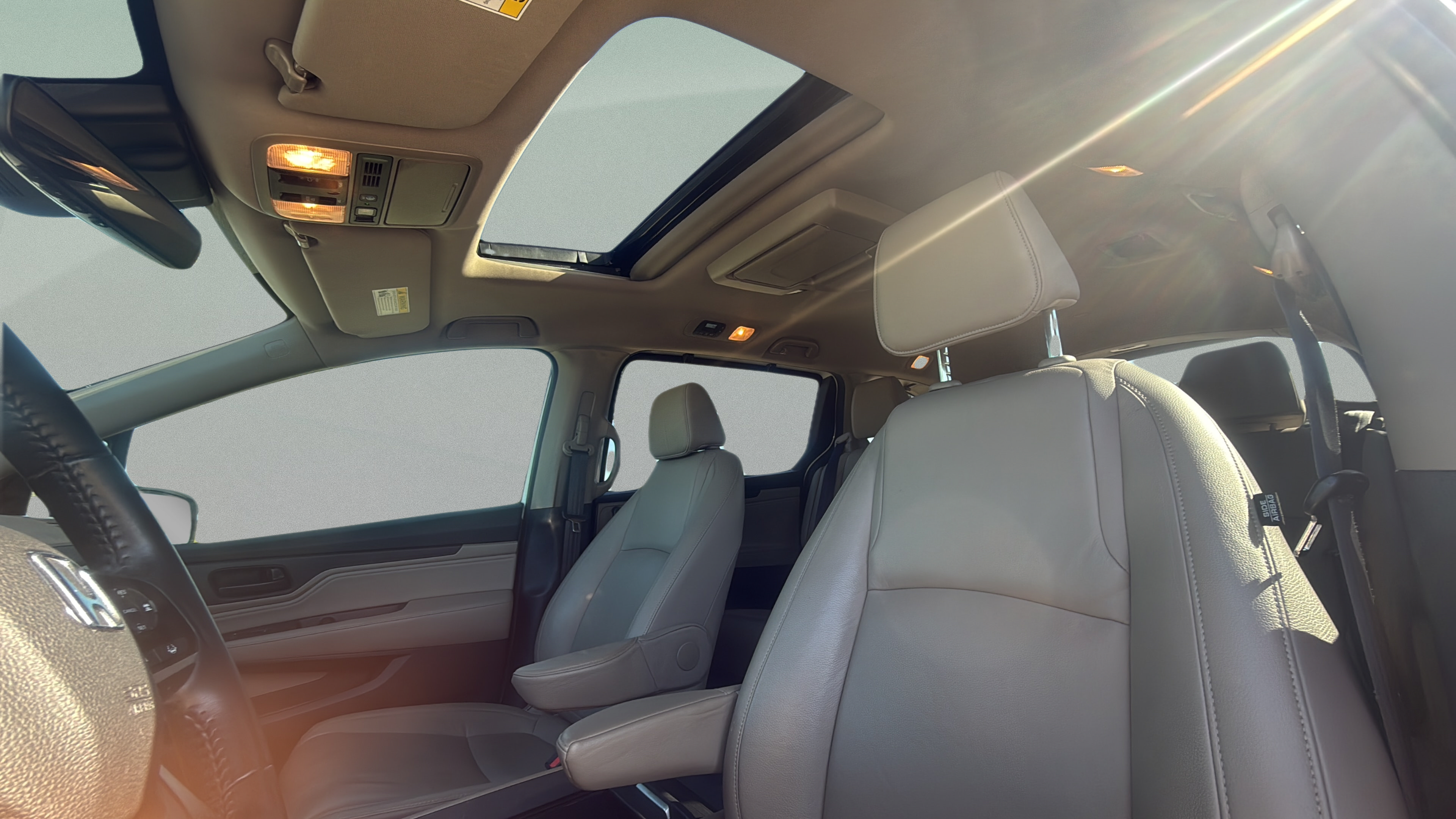 Used 2018 Honda Odyssey Touring image 22