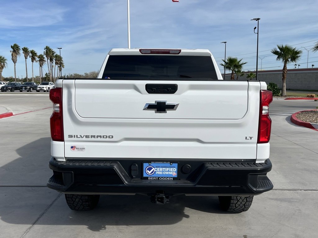 Used 2025 Chevrolet Silverado 1500 LT Trail Boss w/ LPO, Dark Essentials Package image 6