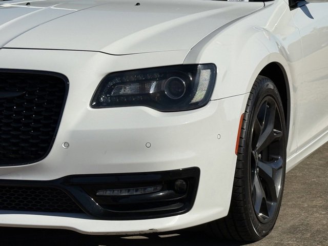 Used 2022 Chrysler 300 S image 11
