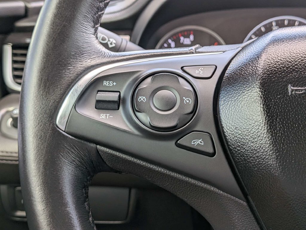 Used 2017 Buick LaCrosse Essence w/ Sun and Shade Package FWD image 34