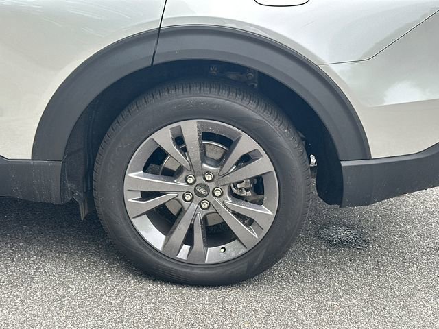 Used 2023 Ford Explorer XLT w/ Equipment Group 202A image 24