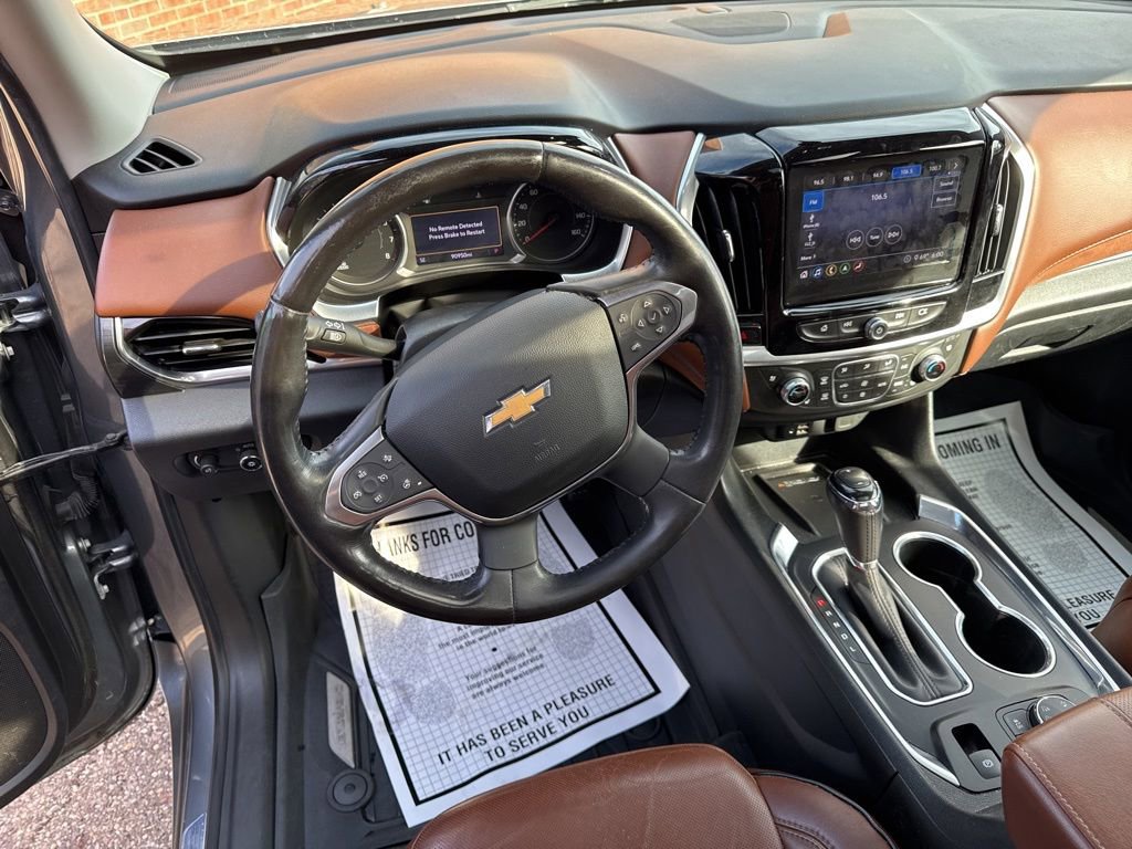 Used 2020 Chevrolet Traverse High Country w/ LPO, Floor Liner Package AWD/4WD image 17