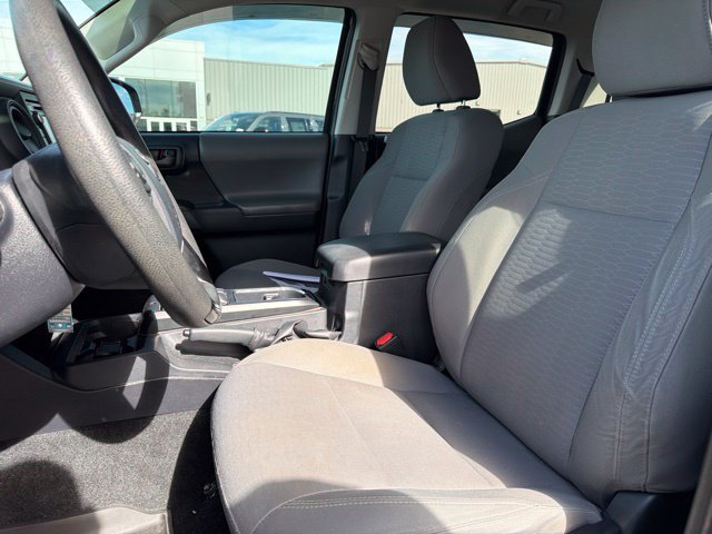Used 2019 Toyota Tacoma SR w/ SR Convenience Package AWD/4WD image 13